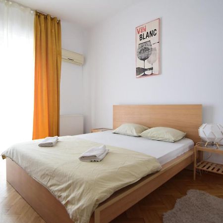 Resedinta Lui Calin - Calea Victoriei Near Royal Palace 布加勒斯特 外观 照片